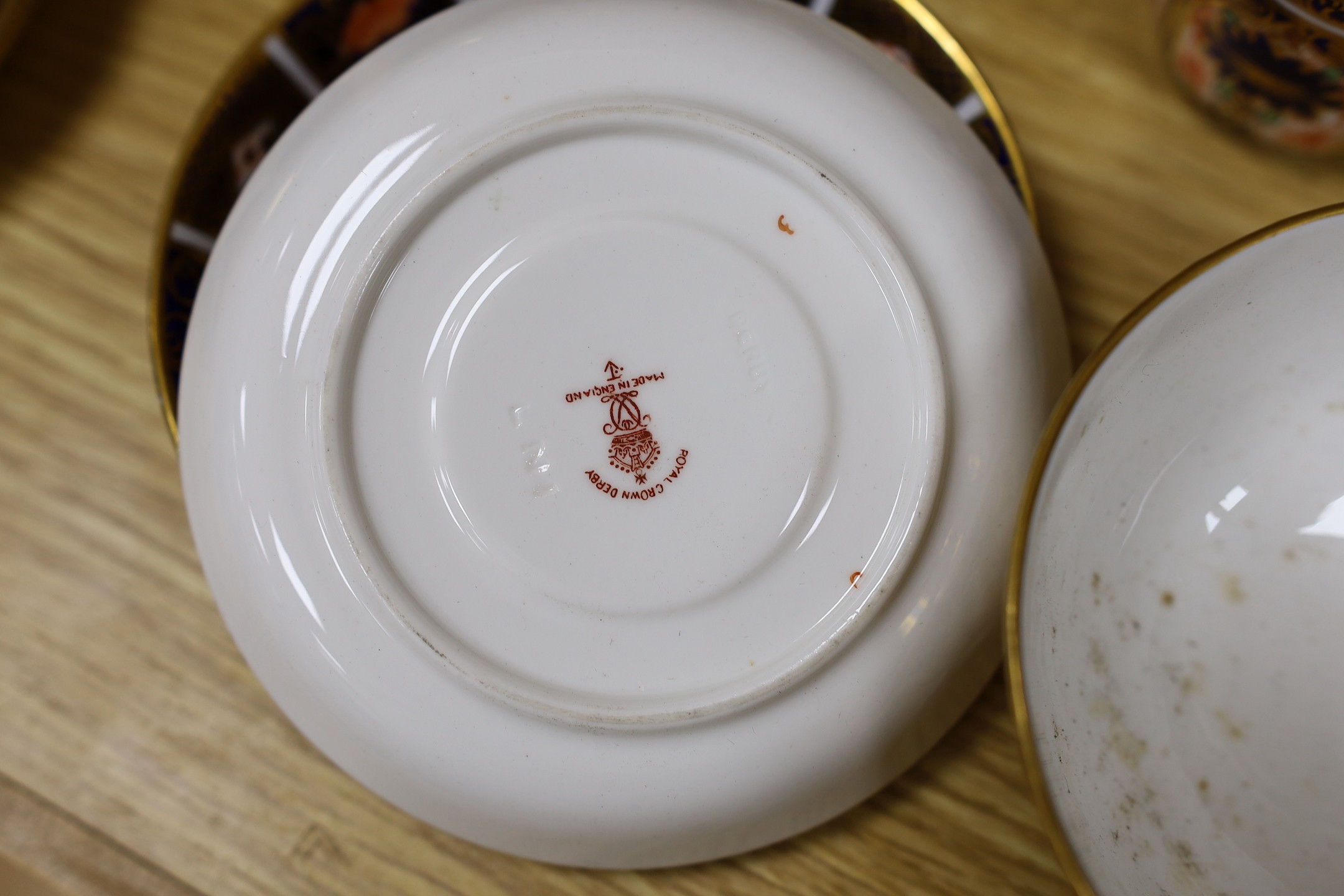 A quantity of Royal Crown Derby Imari pattern porcelain tea / dinner wares